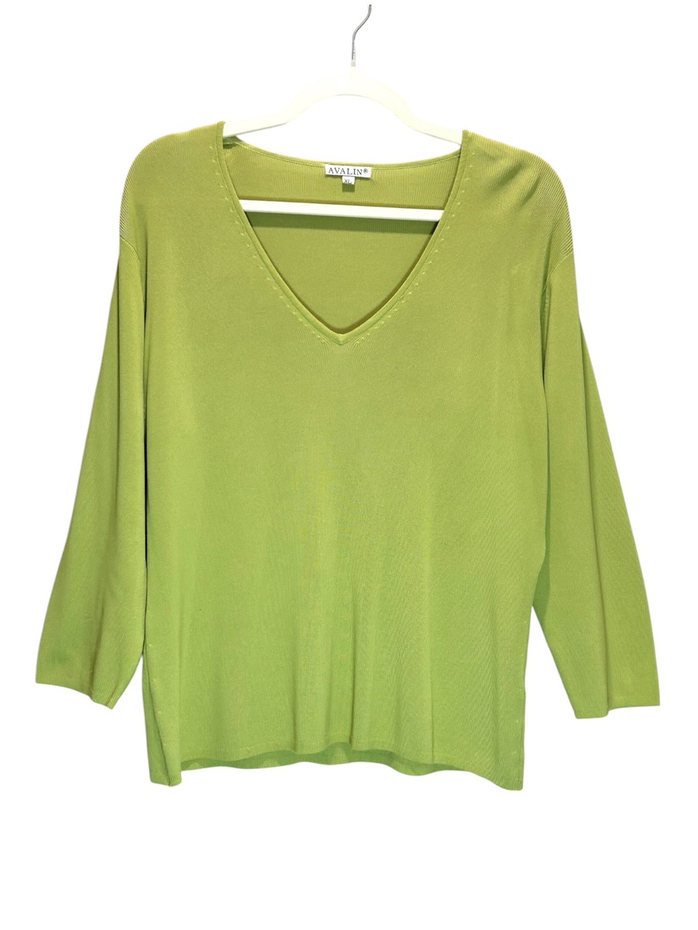 Avalin Chartreuse V-Neck Knit Pullover Sweater w/ 3/4 Sleeves - Extra Large